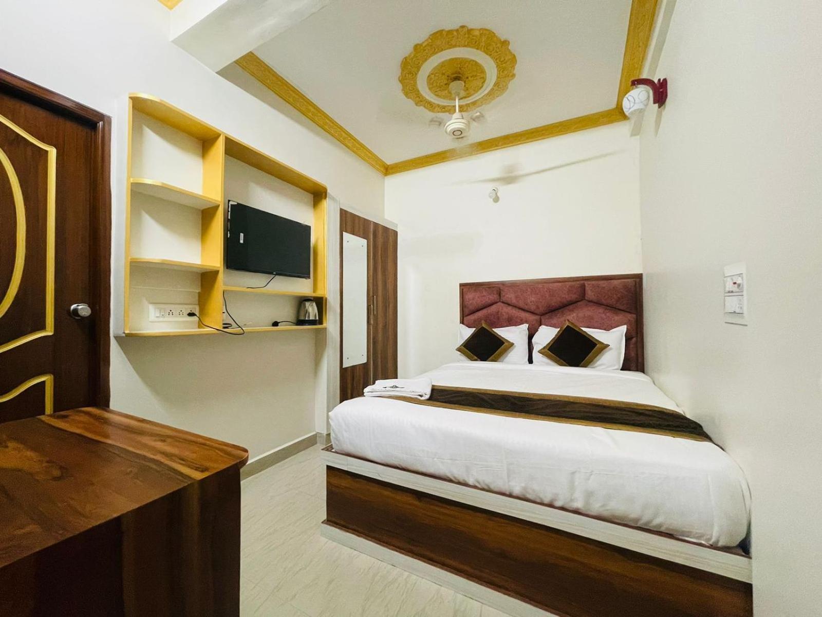 Hotel Boss Palace Mysore Extérieur photo