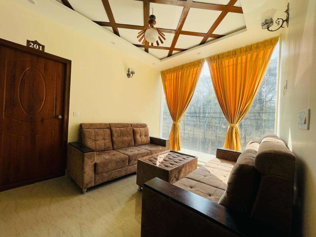 Hotel Boss Palace Mysore Extérieur photo
